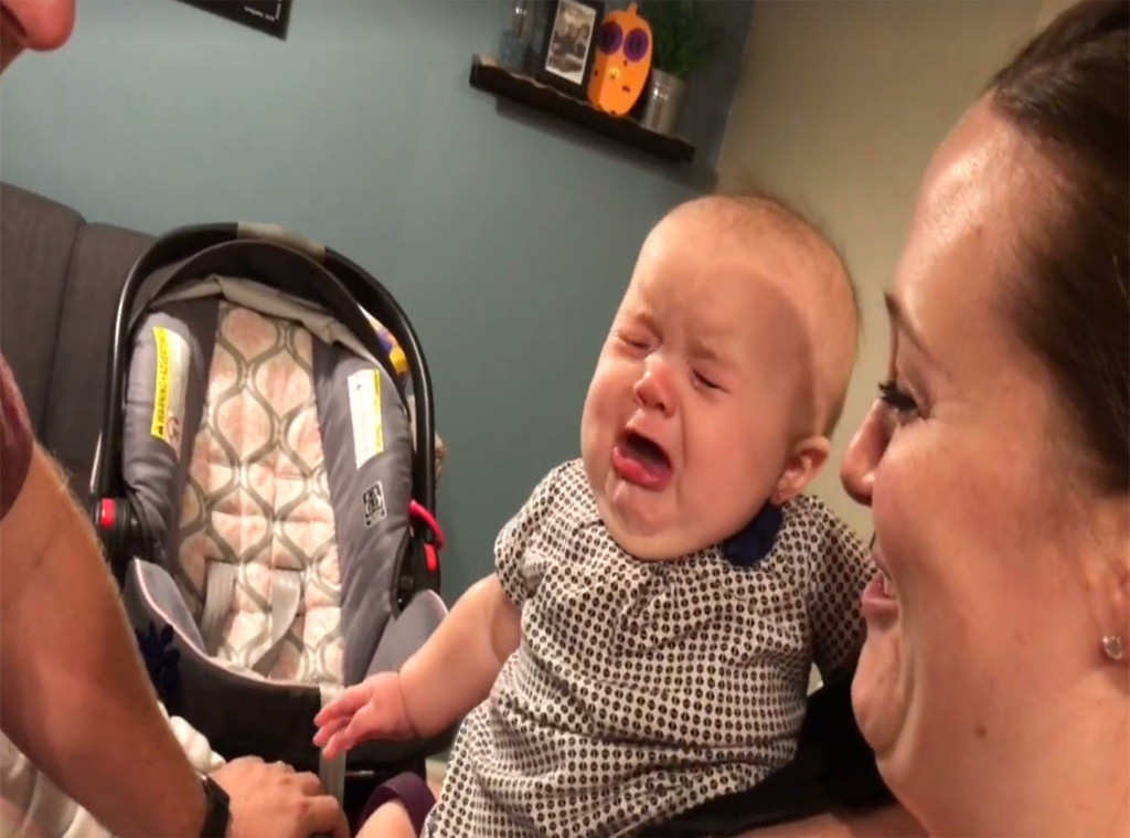 Jealous Baby, Viral Video Jealous Baby, Viral Video